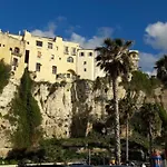 Mimosa Tropea Nyaraló