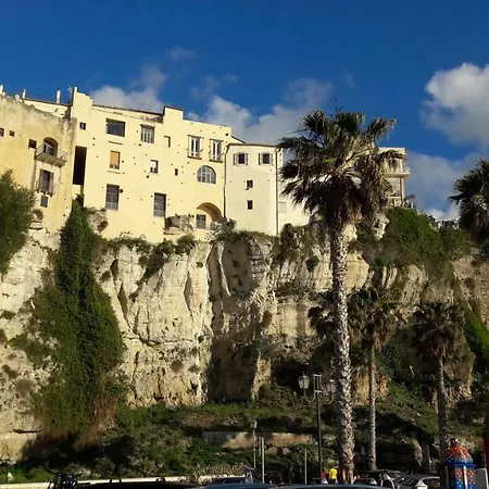 Mimosa Tropea 別荘