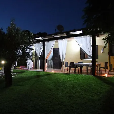 Mimosa Tropea Nyaraló Ricadi