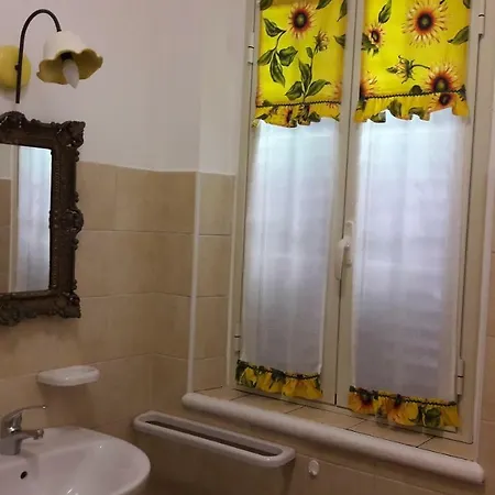 Mimosa Tropea Ferienhaus